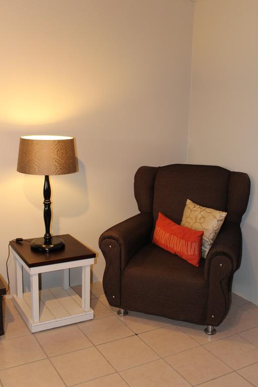 The Upper Deck Apartment Swellendam Buitenkant foto